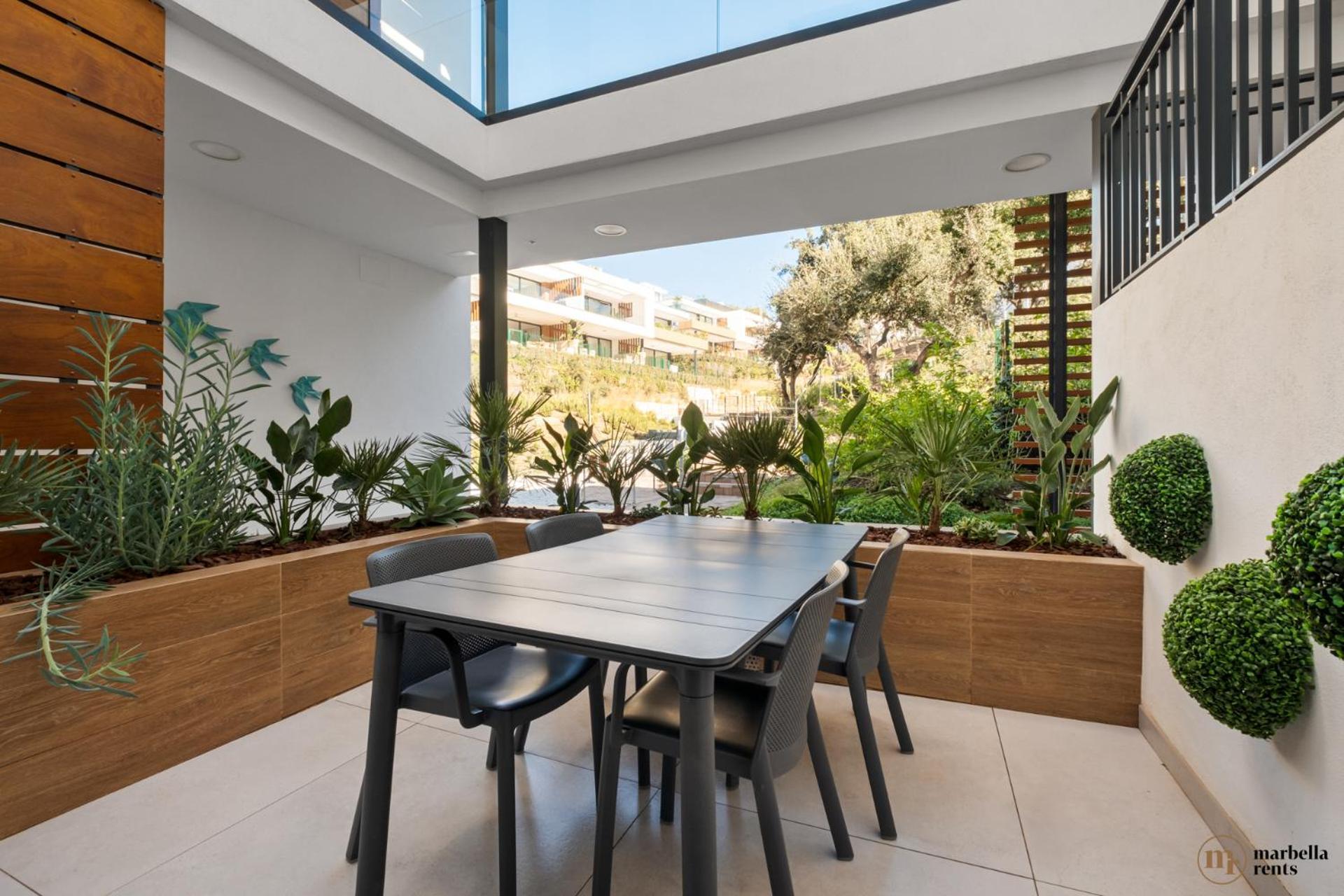 Casa Vener Ref #87 *
